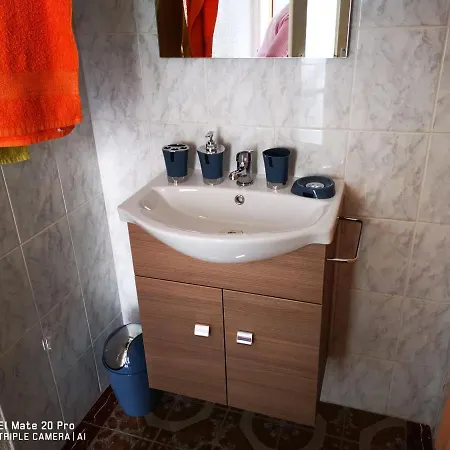 Paksy Apartment *